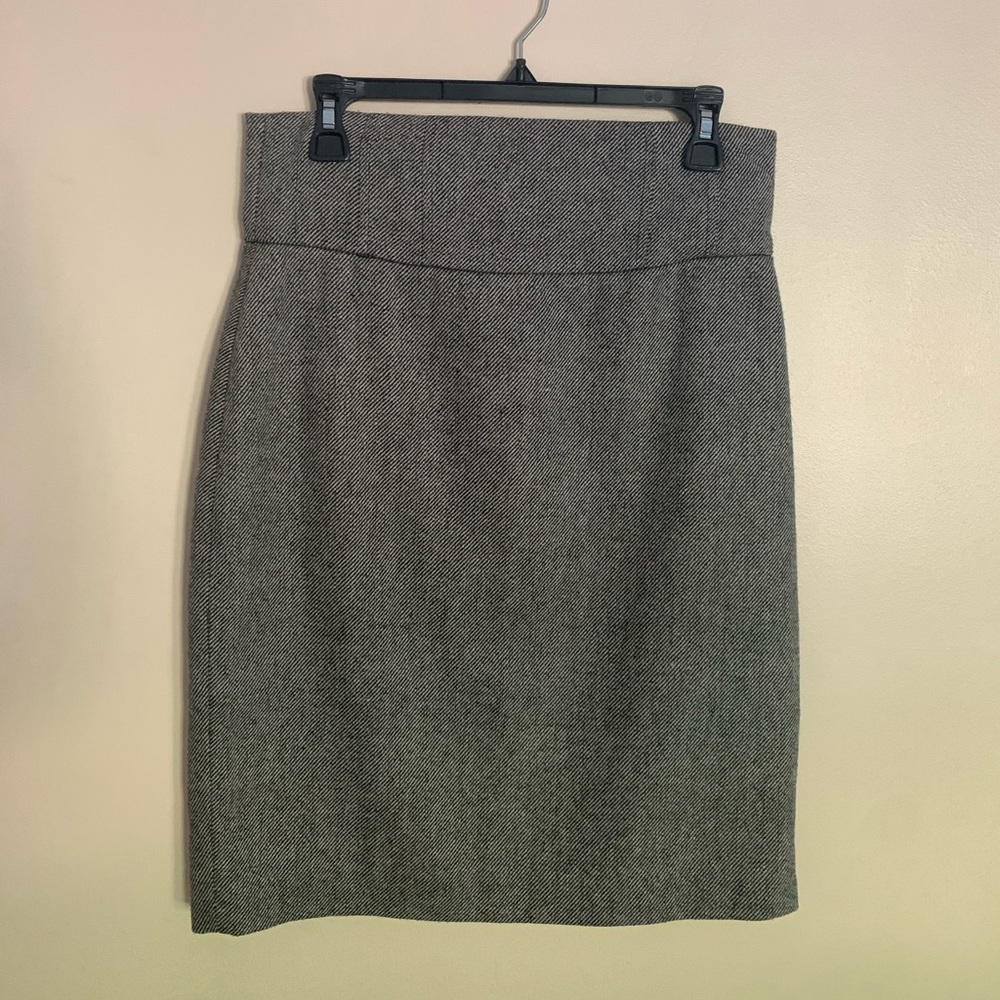 Pinstripe Grey Pencil Skirt. Size Large.
